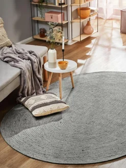 Kinder Kibek Björna