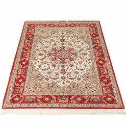 Kibek Isfahan Mehrabi auf Seide