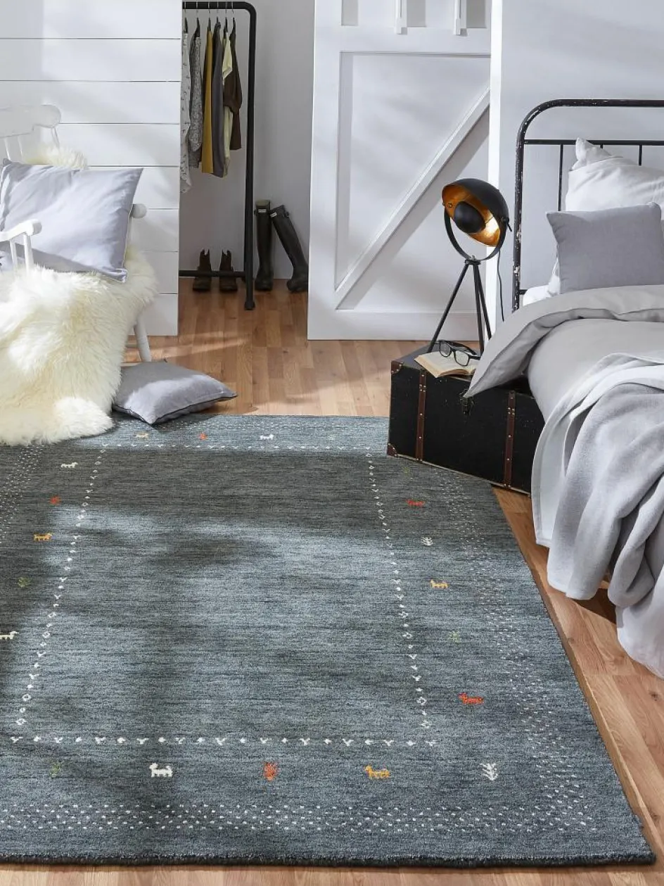 Kinder Kibek Kamlapur