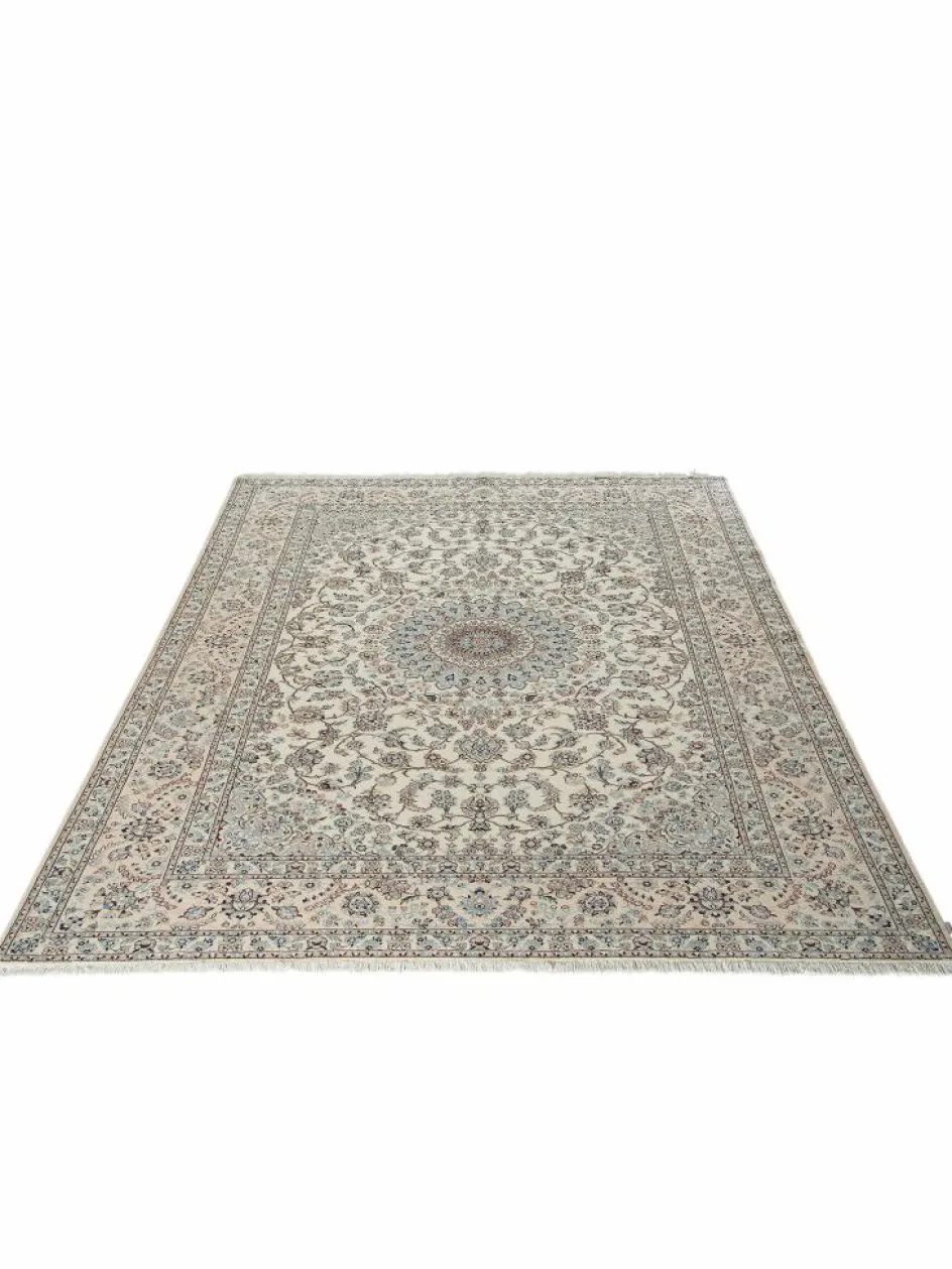 Kibek Nain 6 Lah Habibian