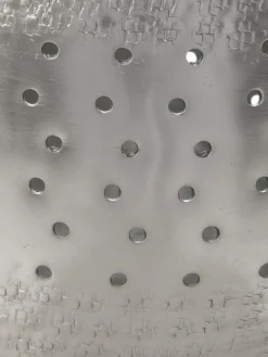 Kibek Polka Holes