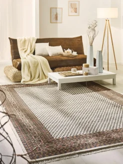 Kinder Kibek Sarough Mir