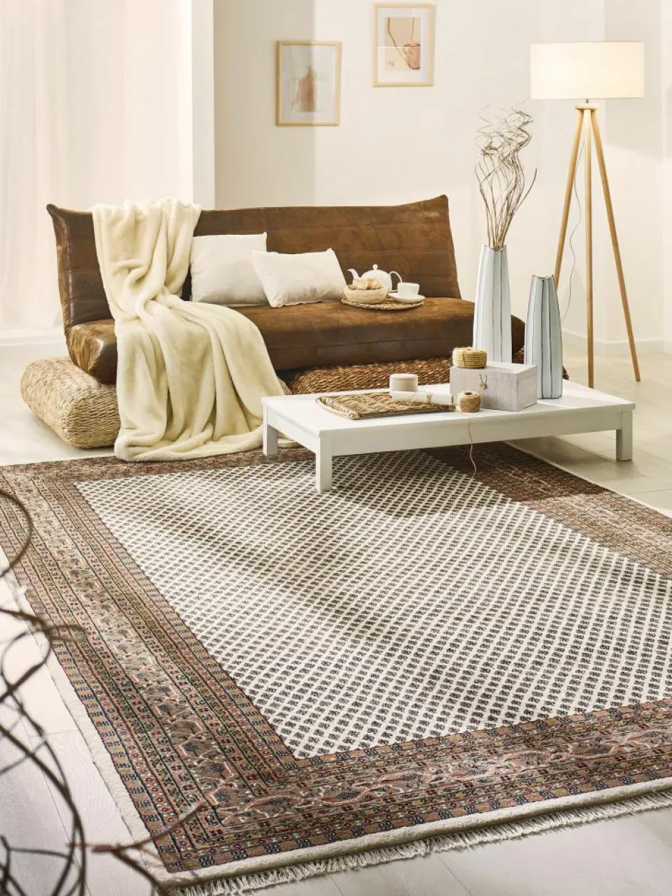 Kinder Kibek Sarough Mir