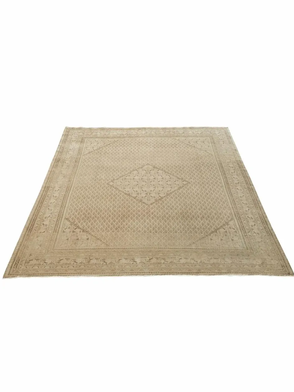 Kibek Sarough Mir Vintage