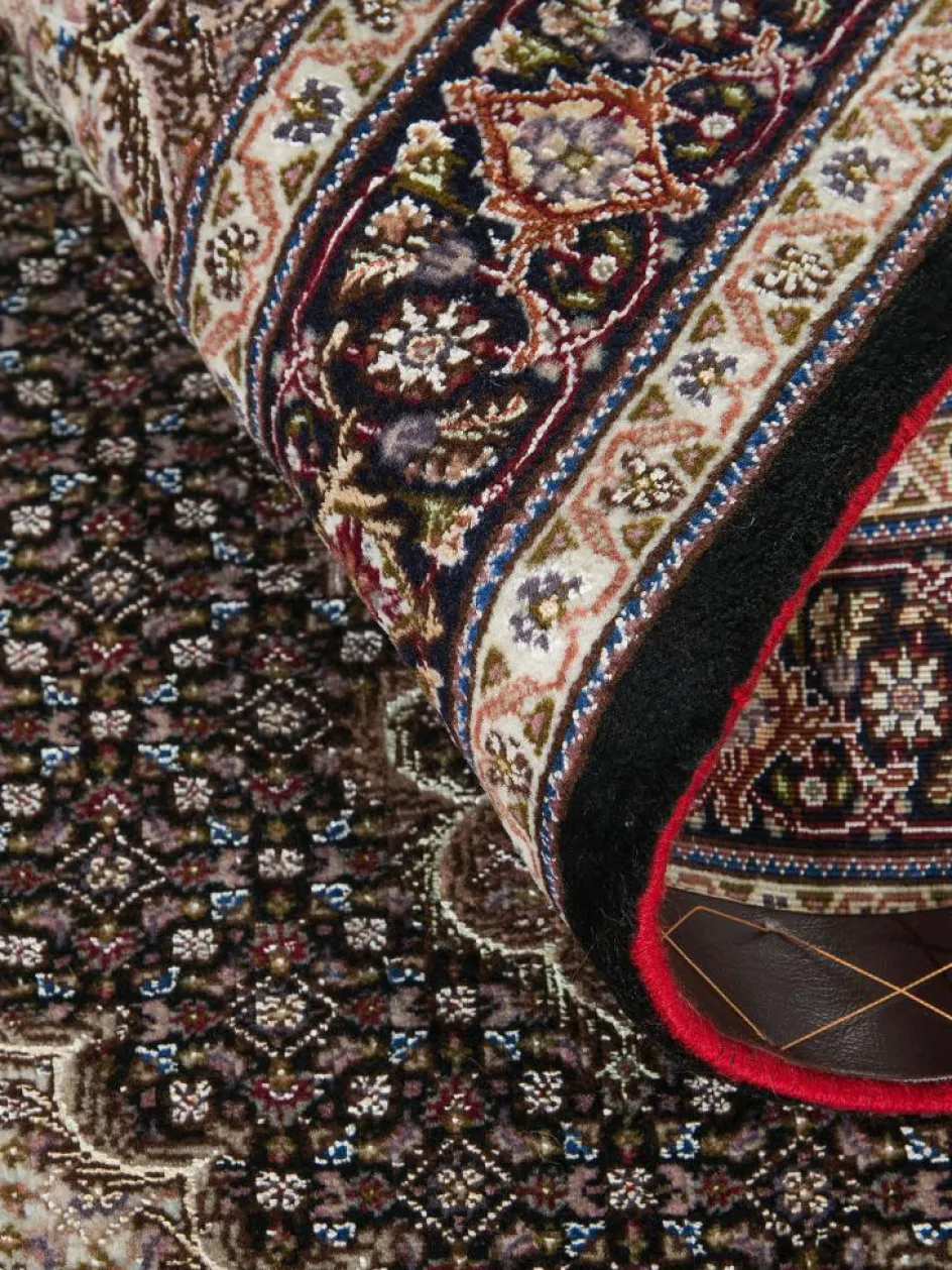 Kibek Täbriz 50 Raj